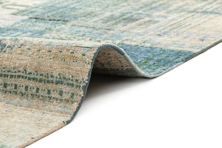 Detail image of 9' 9 x 13' 10 Hand Knotted Oushak Rug
