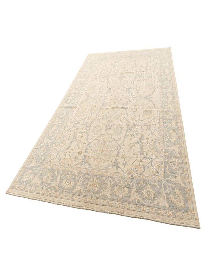 Detail image of 10' 1 x 13' 11 Hand Knotted Oushak Rug