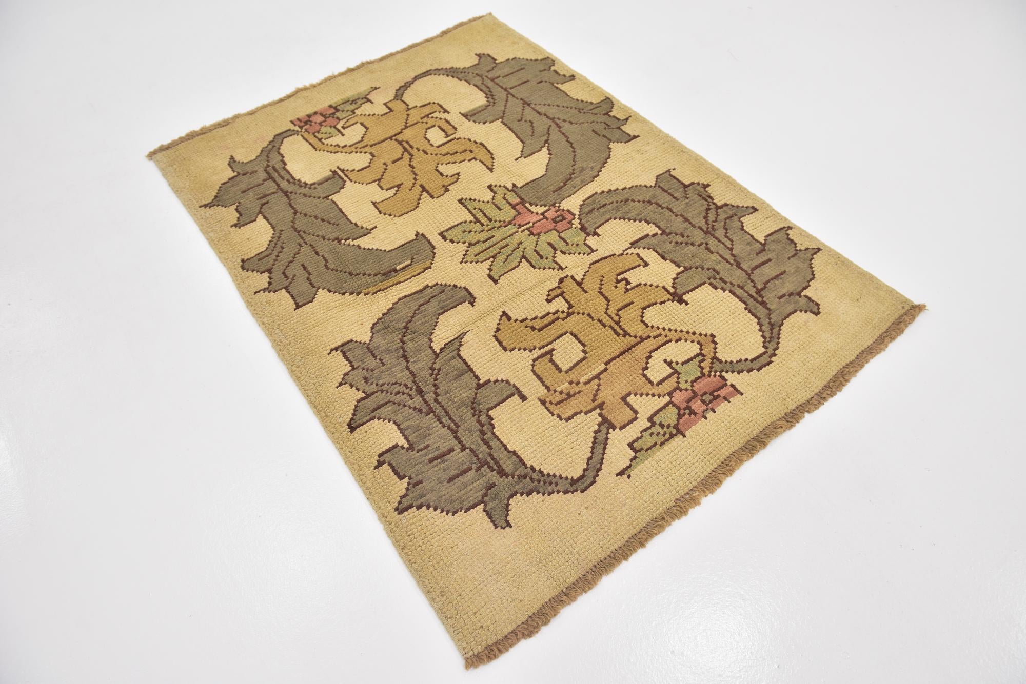 4' 2 x 6' 7 Hand Knotted Oushak Wool Rug