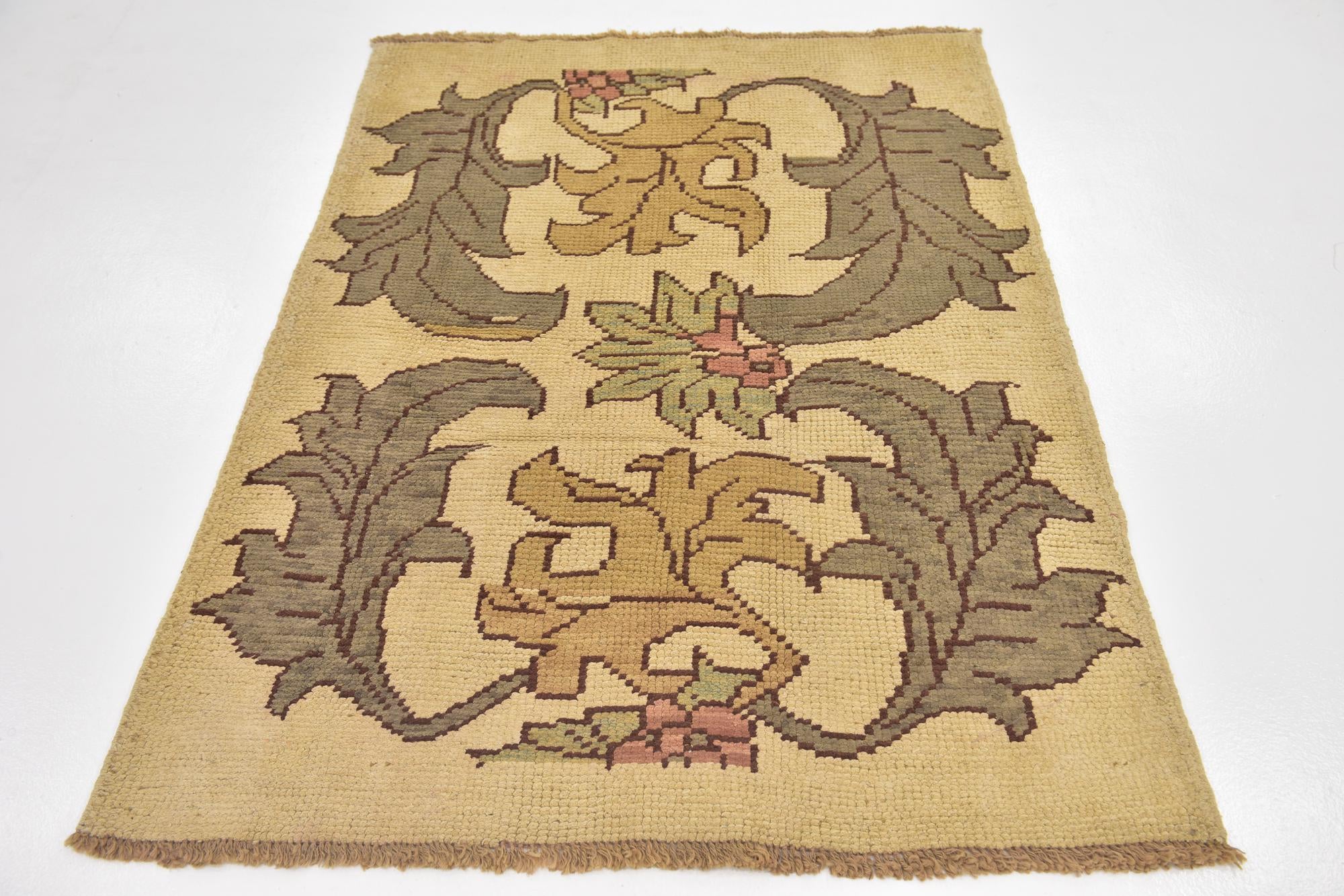 4' 2 x 6' 7 Hand Knotted Oushak Wool Rug