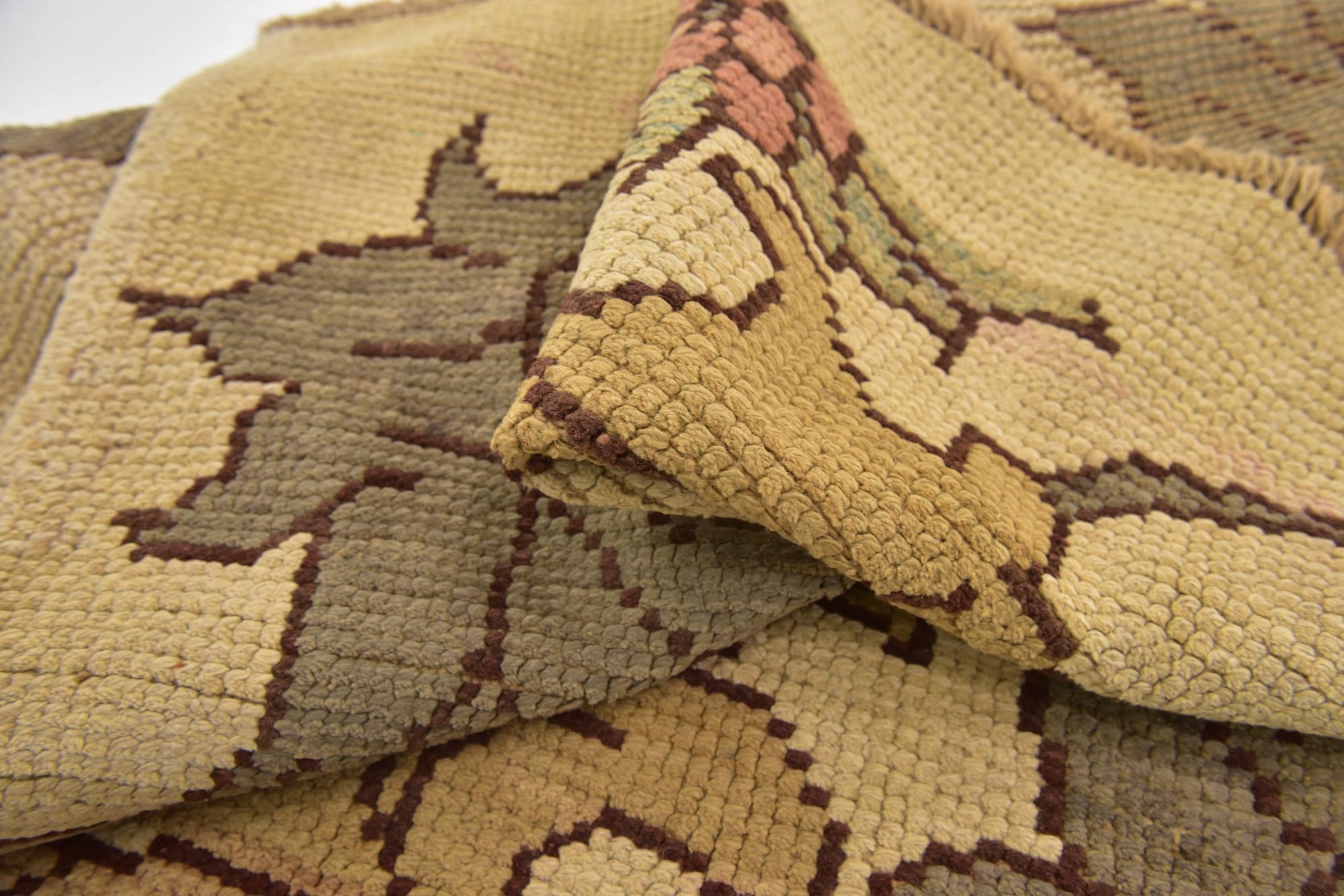 4' 2 x 6' 7 Hand Knotted Oushak Wool Rug
