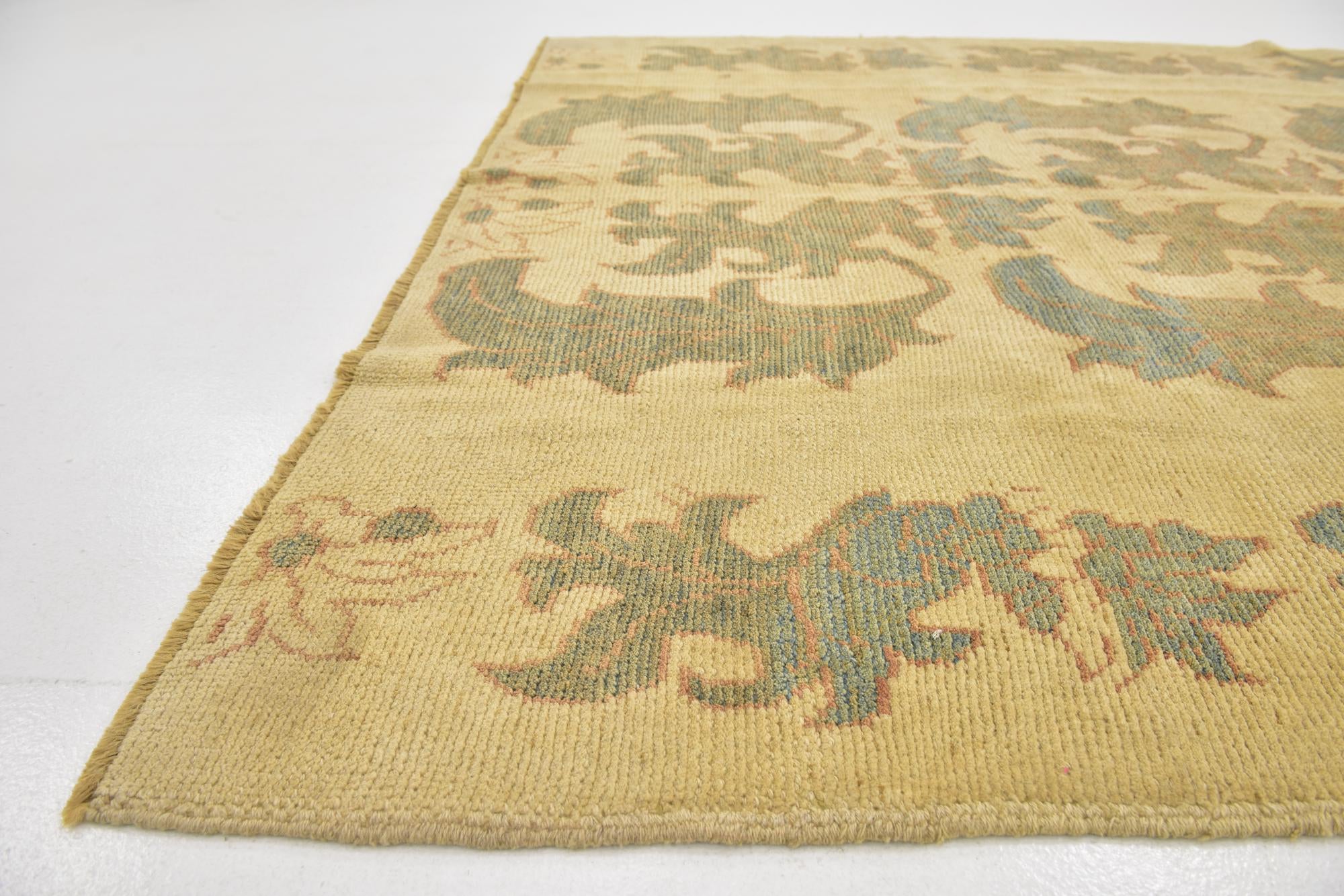 7' x 10' Hand Knotted Oushak Wool Rug