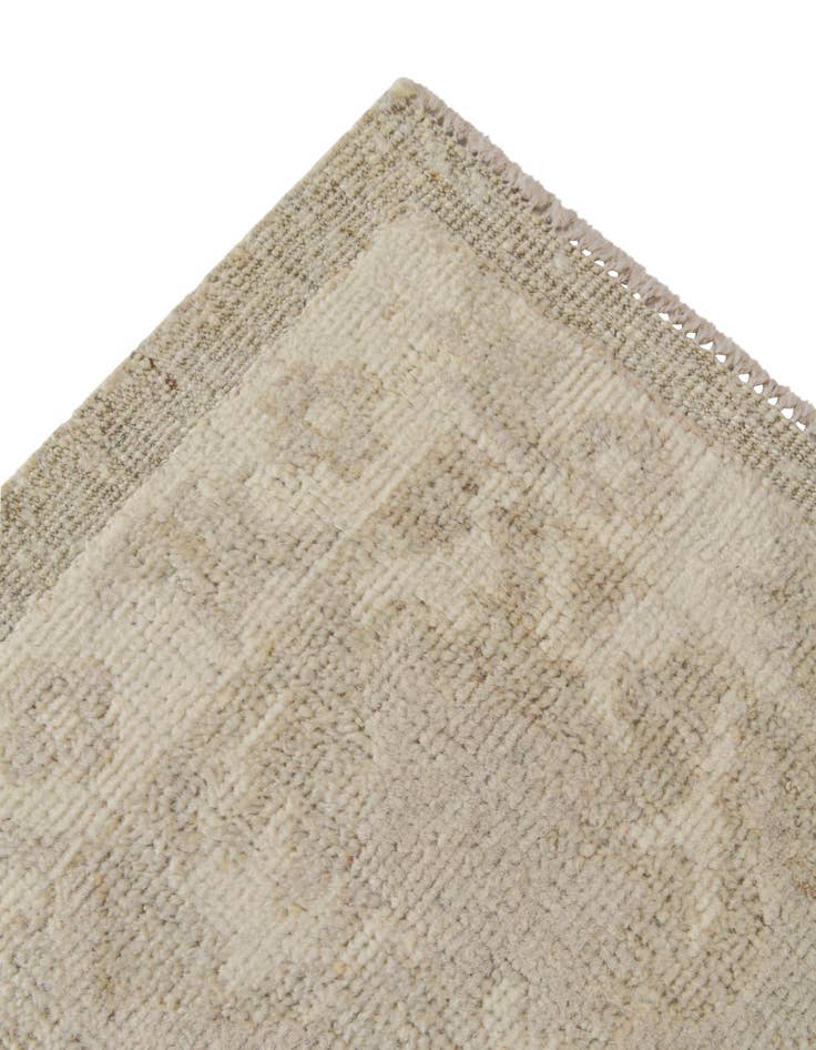 Detail image of 8' 5 x 10' 5 Hand Knotted Oushak Wool Rug