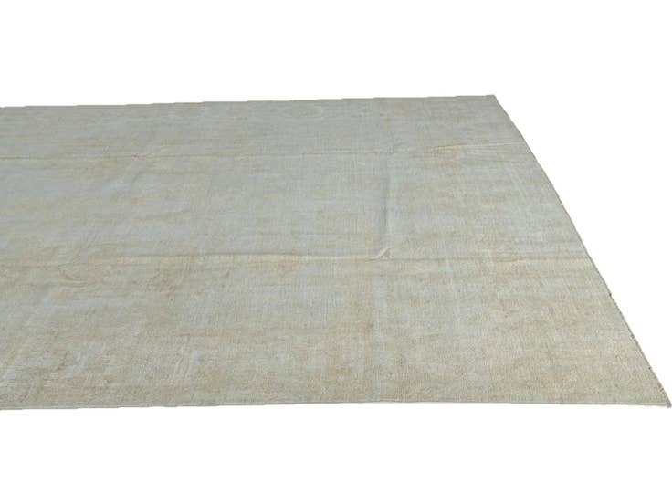 Detail image of 9' 5 x 13' 6 Hand Knotted Oushak Wool Rug