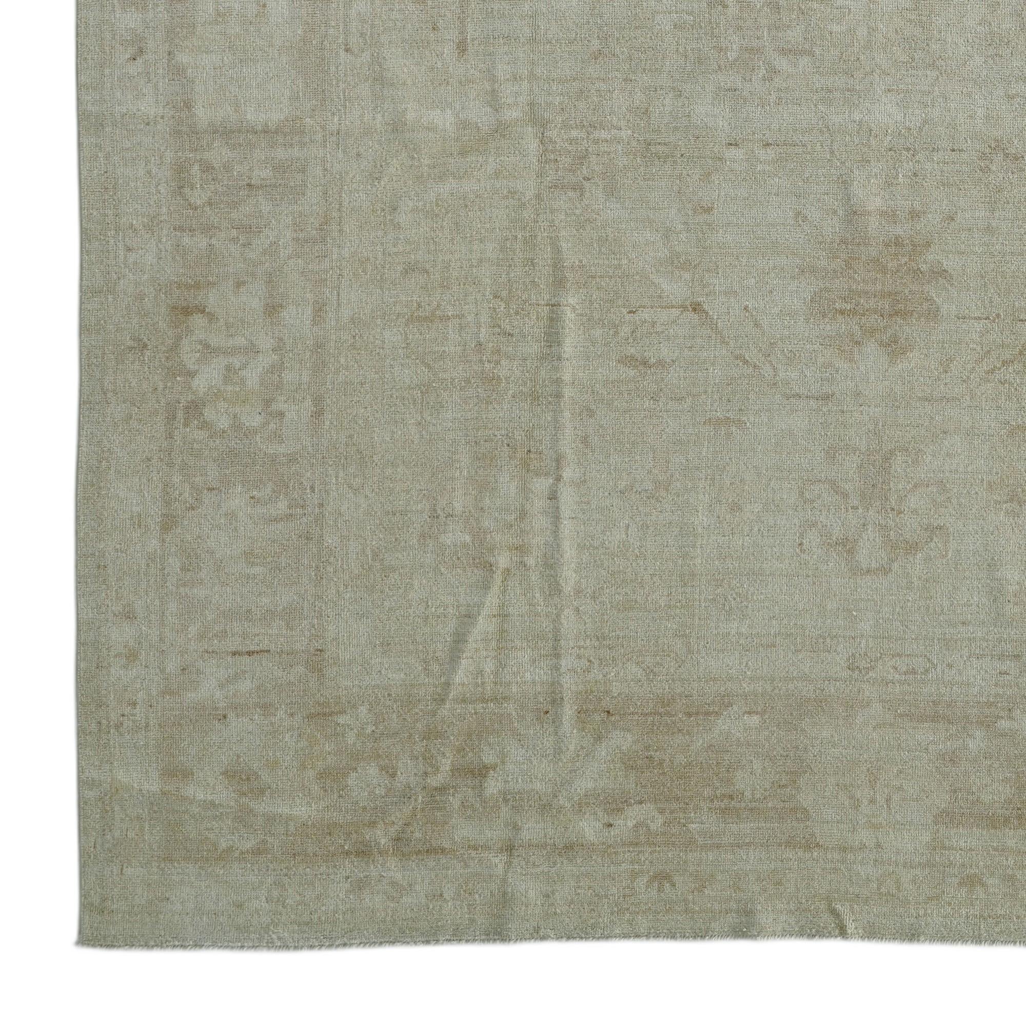 8' 11 x 11' 9 Hand Knotted Oushak Wool Rug