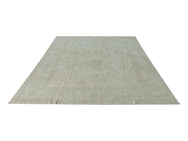8' 8 x 11' 11 Hand Knotted Oushak Wool Rug