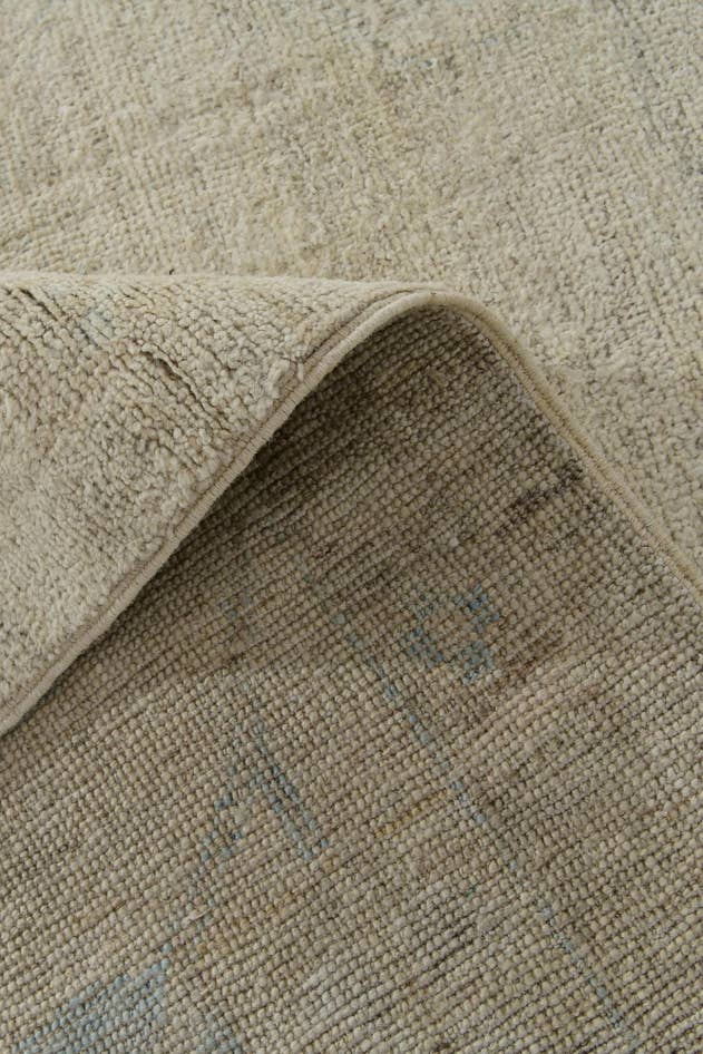 Detail image of 8' 3 x 9' 9 Hand Knotted Oushak Wool Rug