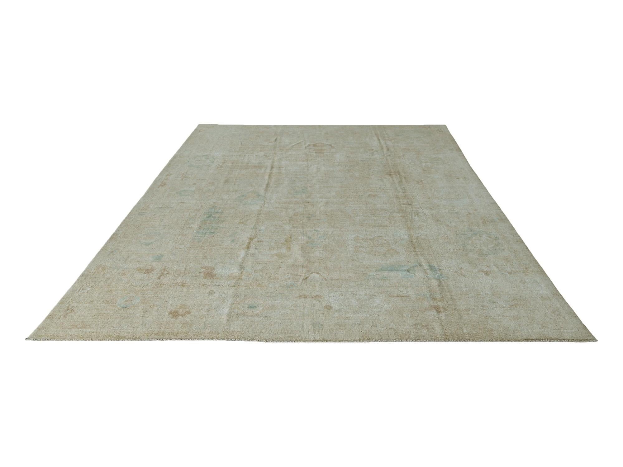 9' 8 x 13' 10 Hand Knotted Oushak Wool Rug