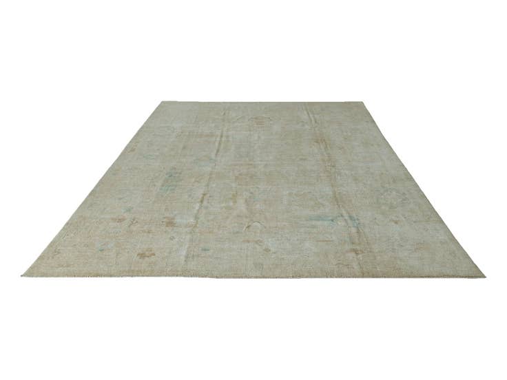 Detail image of 9' 8 x 13' 10 Hand Knotted Oushak Wool Rug