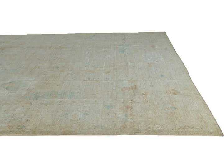 9' 8 x 13' 10 Hand Knotted Oushak Wool Rug