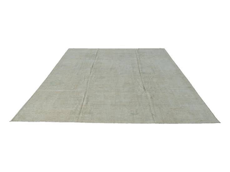 Detail image of 10' 1 x 13' 10 Hand Knotted Oushak Wool Rug