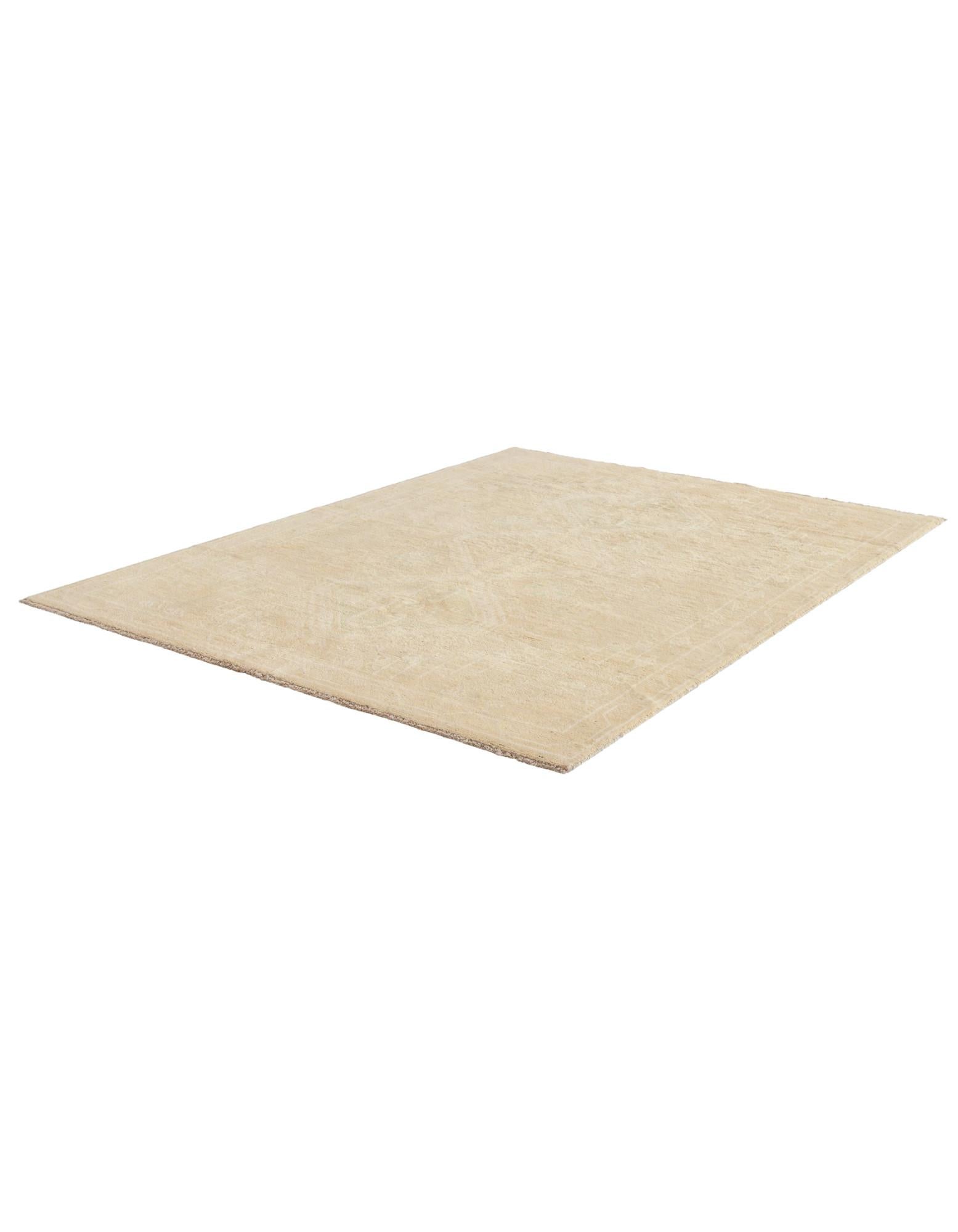 5' 1 x 6' 9 Hand Knotted Oushak Wool Rug