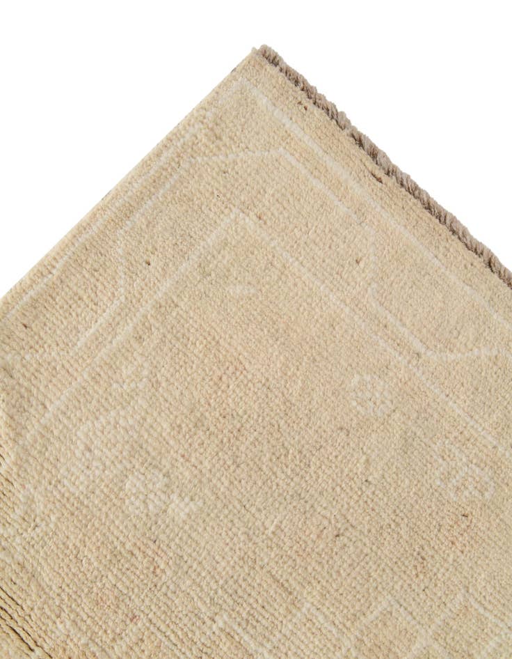Detail image of 5' 1 x 6' 9 Hand Knotted Oushak Wool Rug