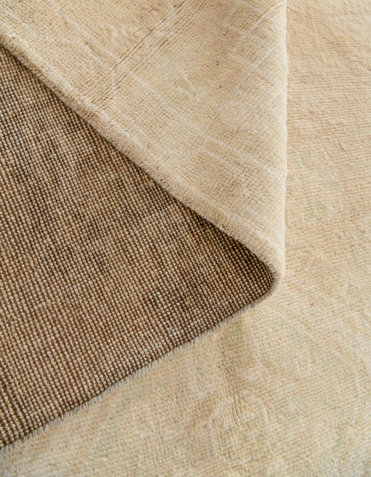 5' 1 x 6' 9 Hand Knotted Oushak Wool Rug
