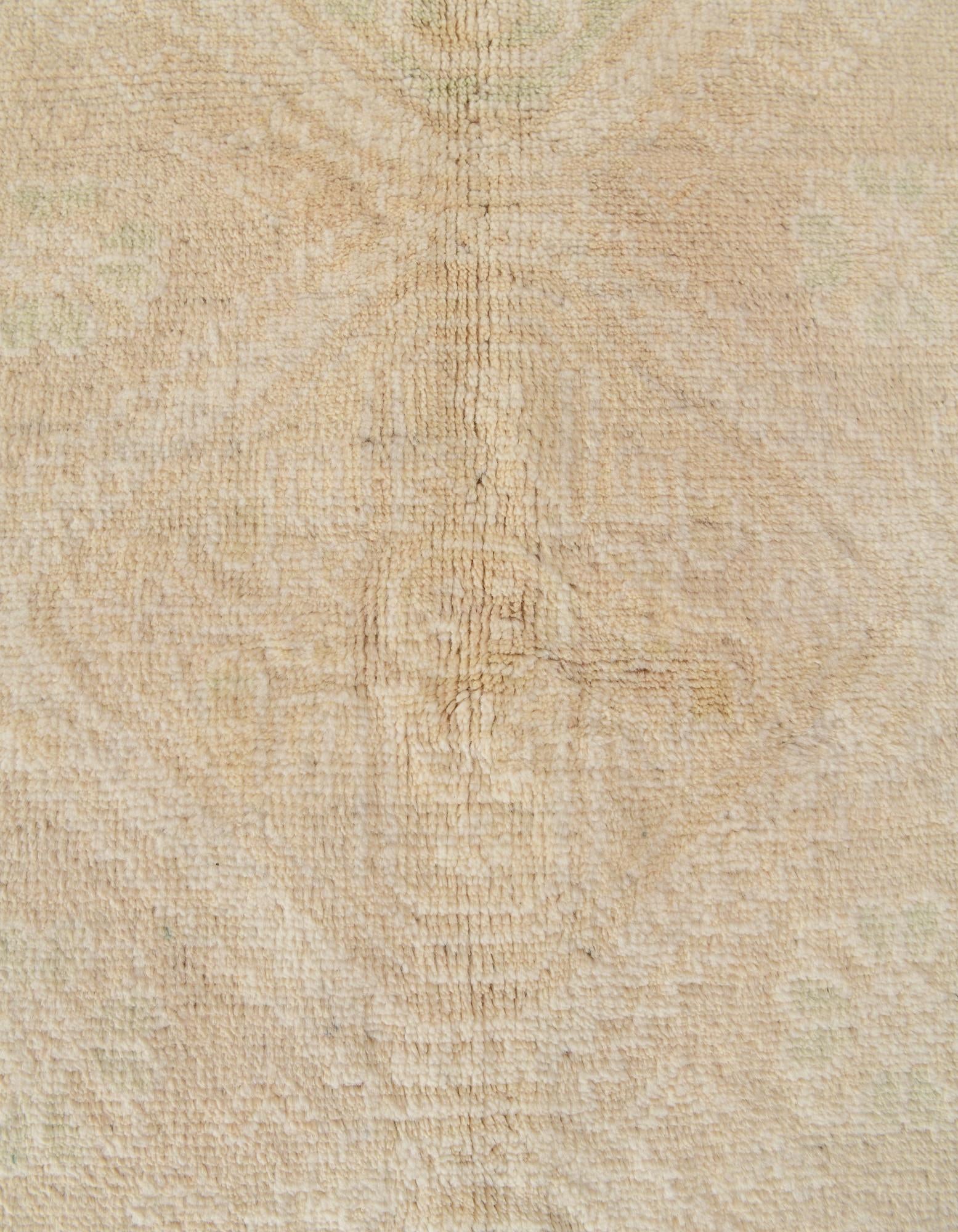 5' x 6' 7 Hand Knotted Oushak Wool Rug