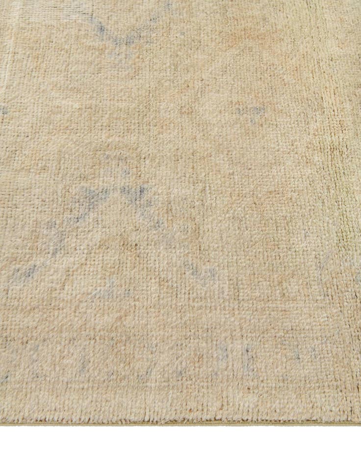 Detail image of 3' 2 x 5' 3 Hand Knotted Oushak Wool Rug
