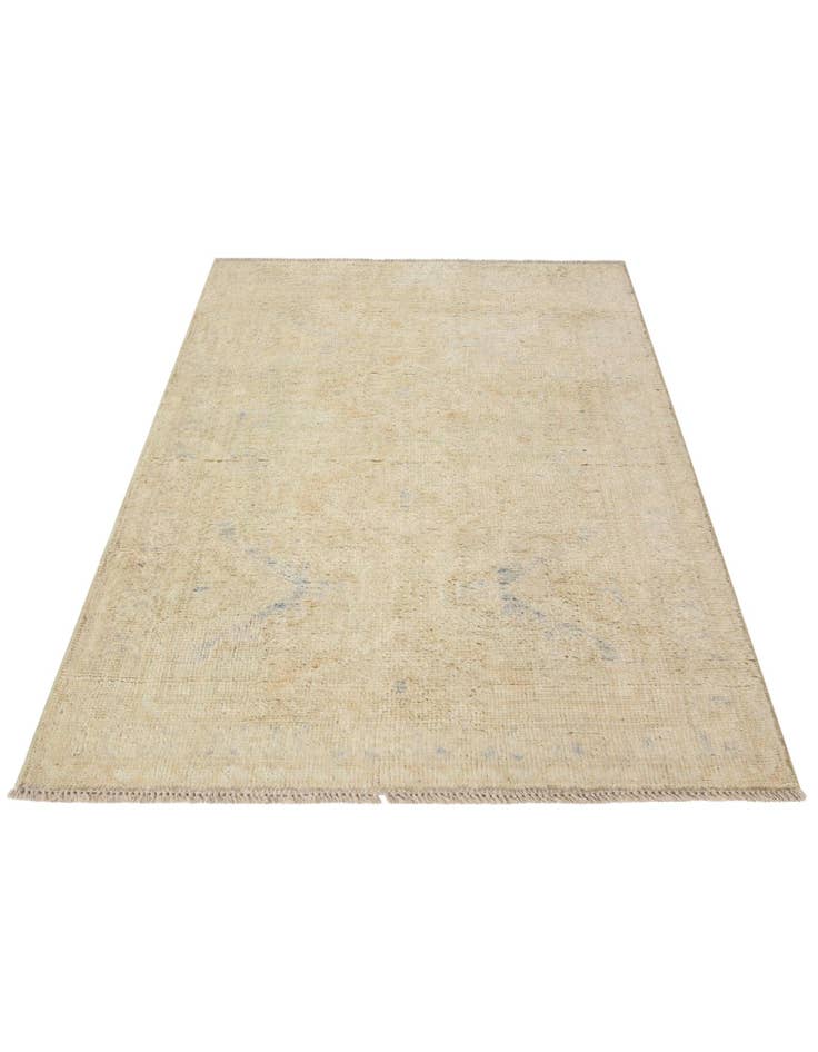 Detail image of 3' 2 x 5' 3 Hand Knotted Oushak Wool Rug