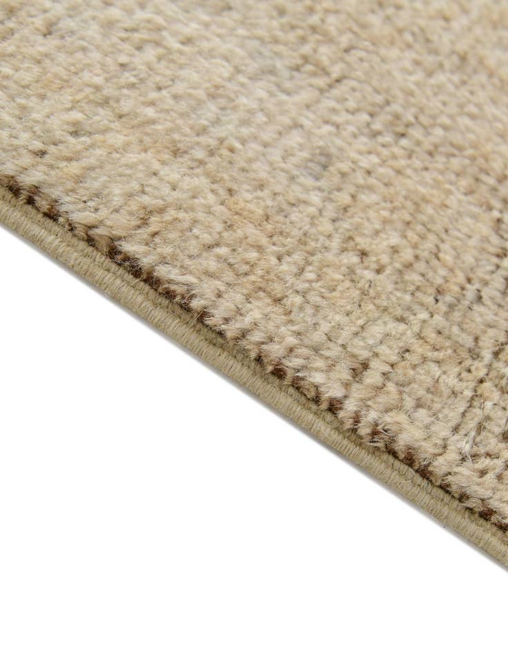 Detail image of 3' 2 x 5' 3 Hand Knotted Oushak Wool Rug