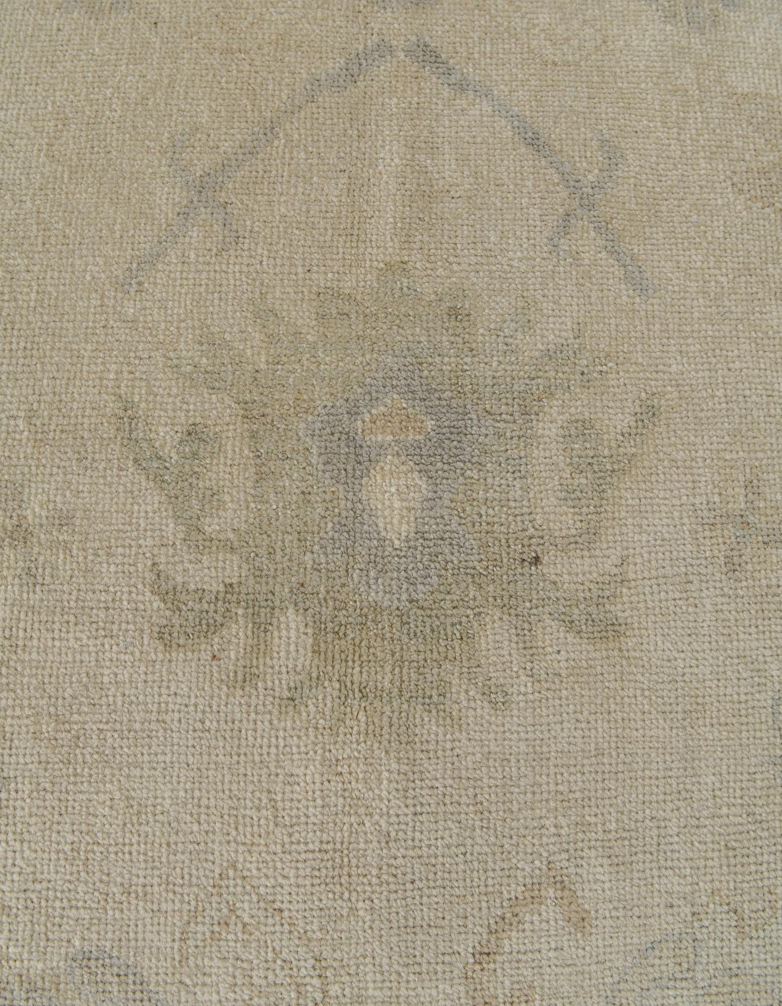 9' 2 x 11' 7 Hand Knotted Oushak Wool Rug