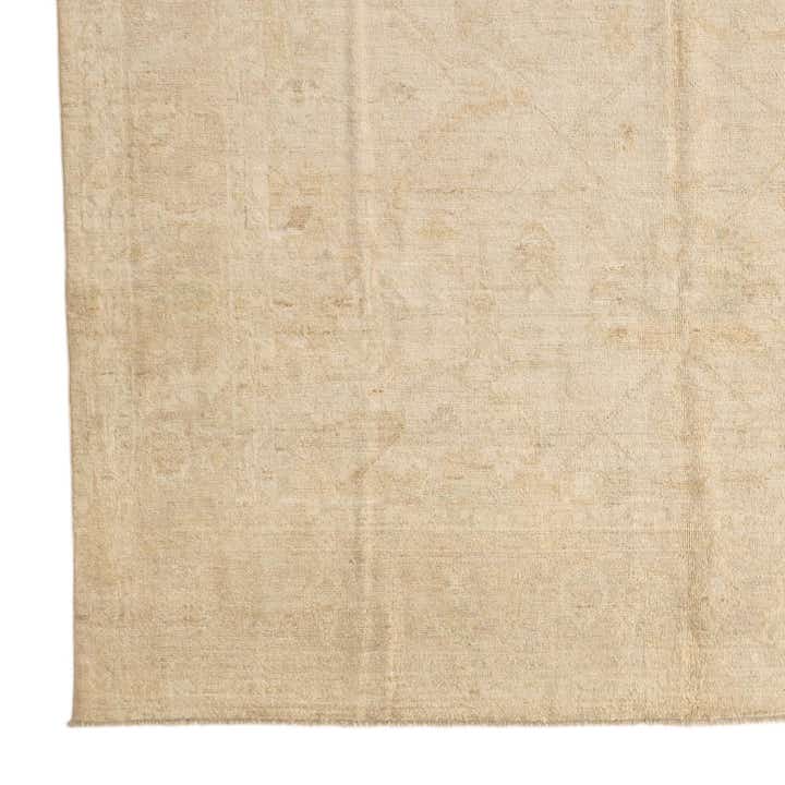 8' 1 x 9' 9 Hand Knotted Oushak Wool Rug