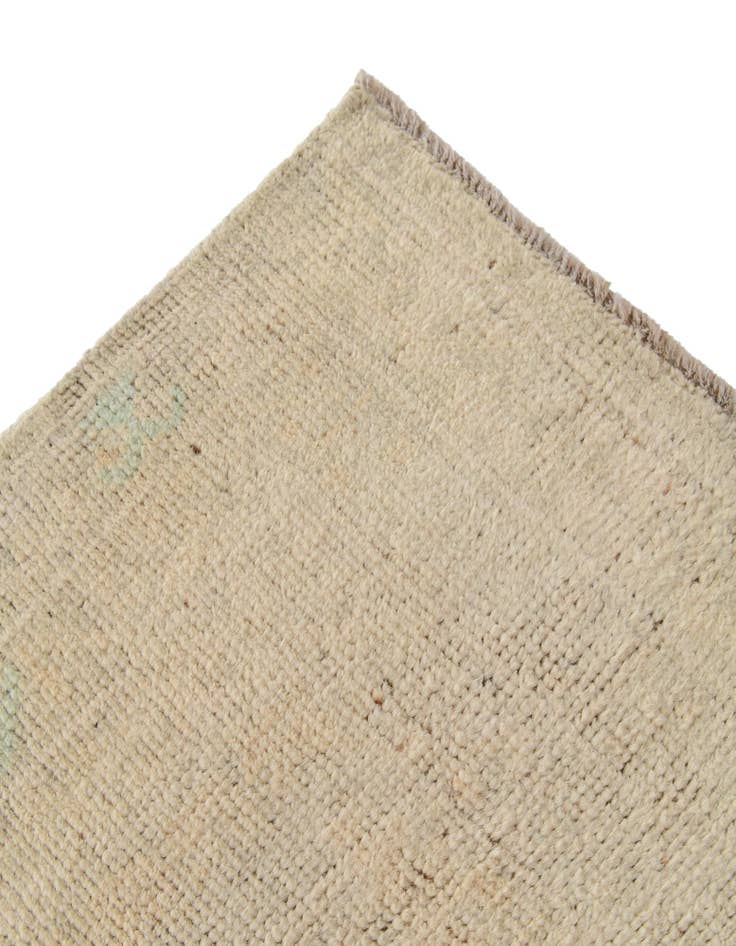 Detail image of 6' 6 x 9' 8  Hand Knotted Oushak Wool Rug