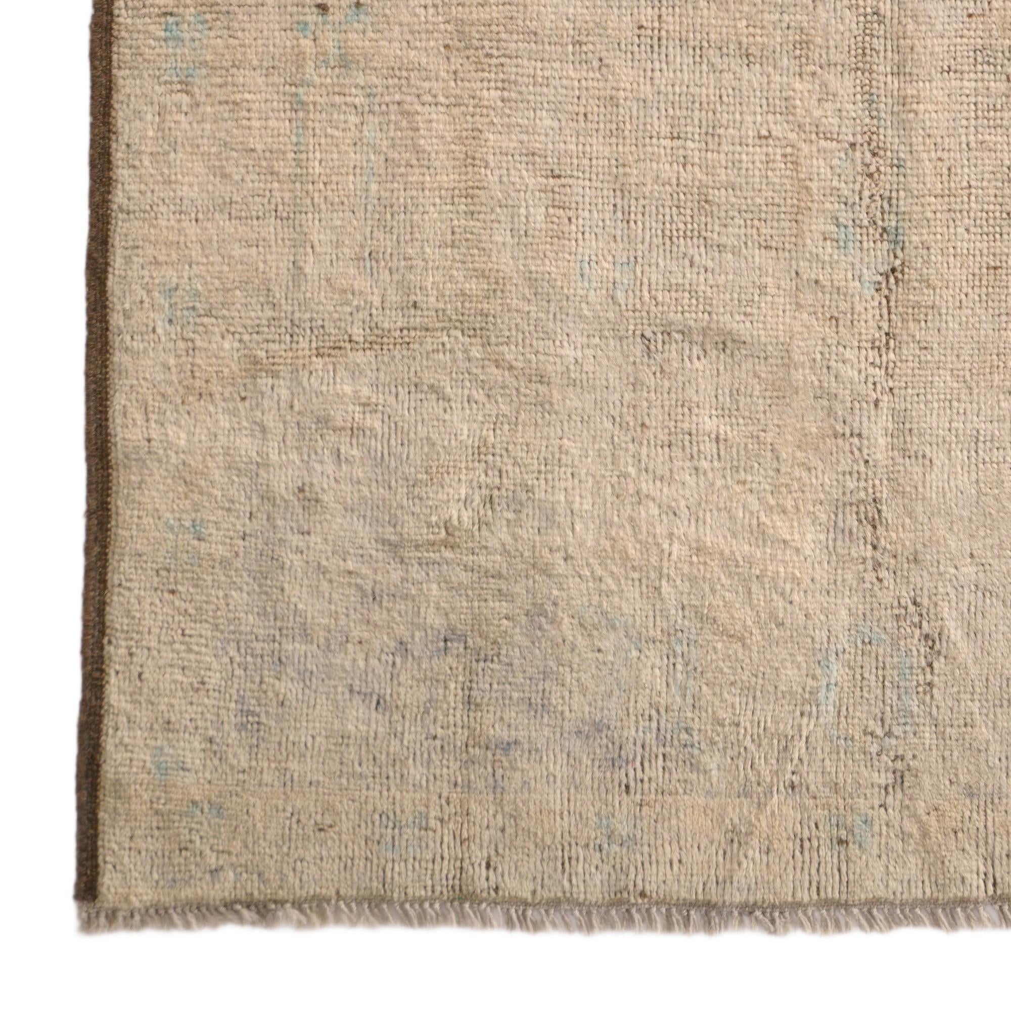 4' x 6' 1 Hand Knotted Oushak Wool Rug