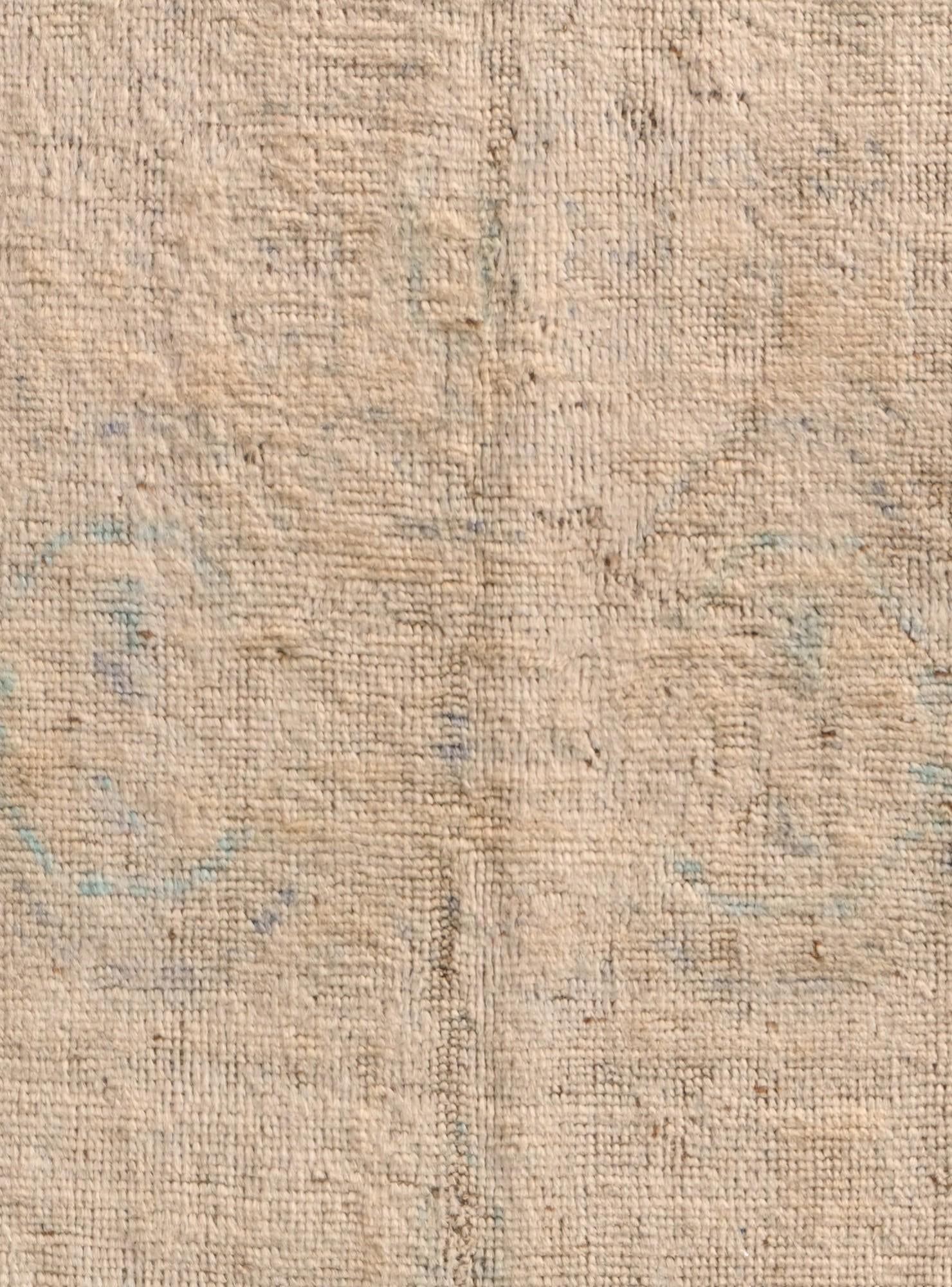 4' x 6' 1 Hand Knotted Oushak Wool Rug