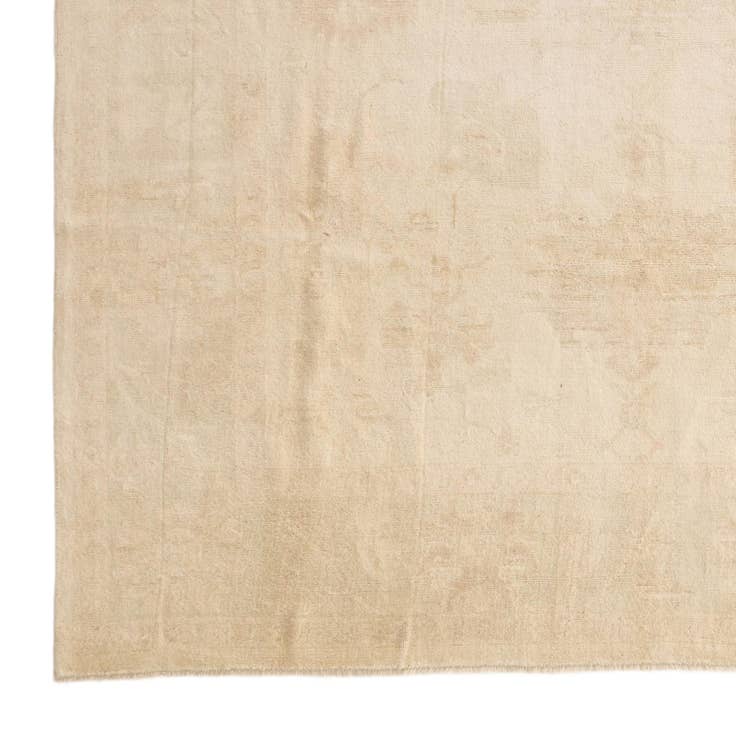 Detail image of 8' 5 x 9' 9 Hand Knotted Oushak Wool Rug