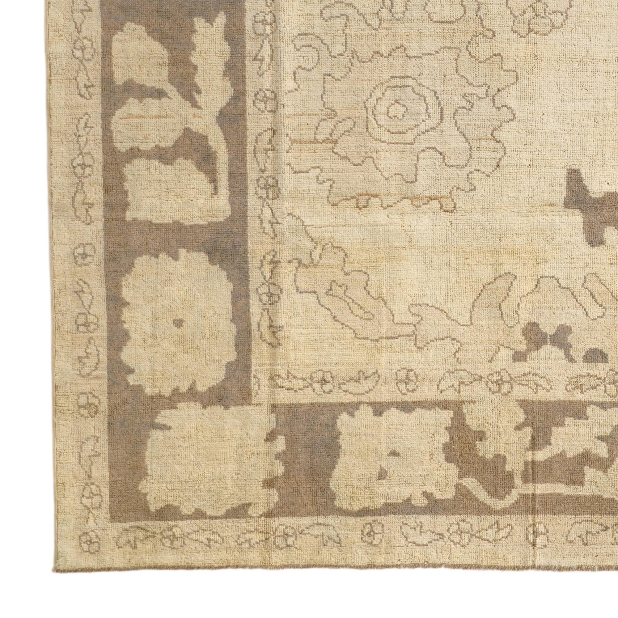 8' 5 x 10' 2 Hand Knotted Oushak Wool Rug
