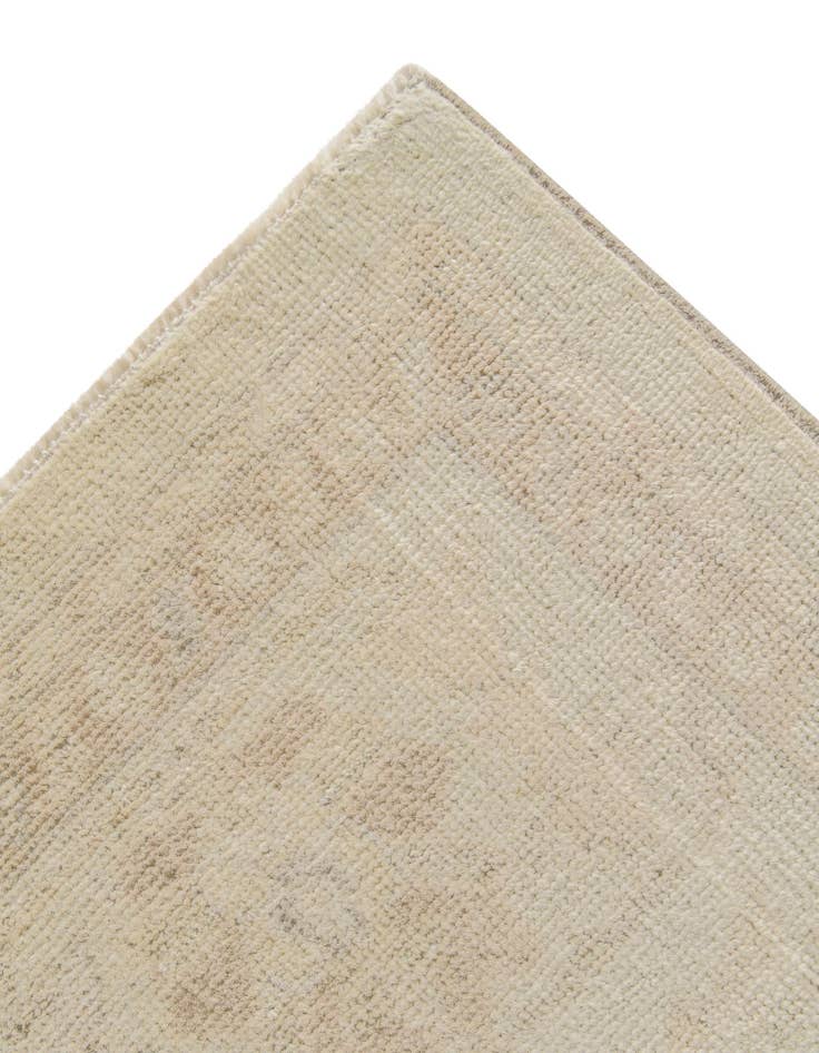 Detail image of 8' 3 x 9' 11 Hand Knotted Oushak Wool Rug