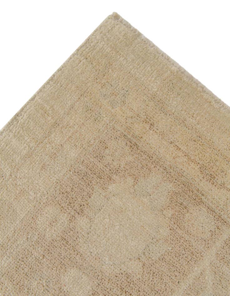 Detail image of 8' 2 x 9' 11 Hand Knotted Oushak Wool Rug