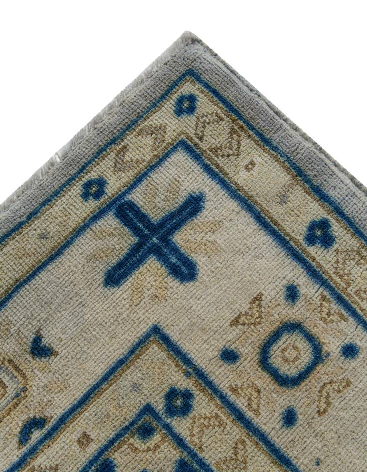 Detail image of 3' 6 x 4' 10 Hand Knotted Oushak Wool Rug
