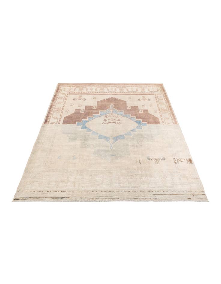 Detail image of 9' 6 x 11' 8 Hand Knotted Oushak Wool Rug