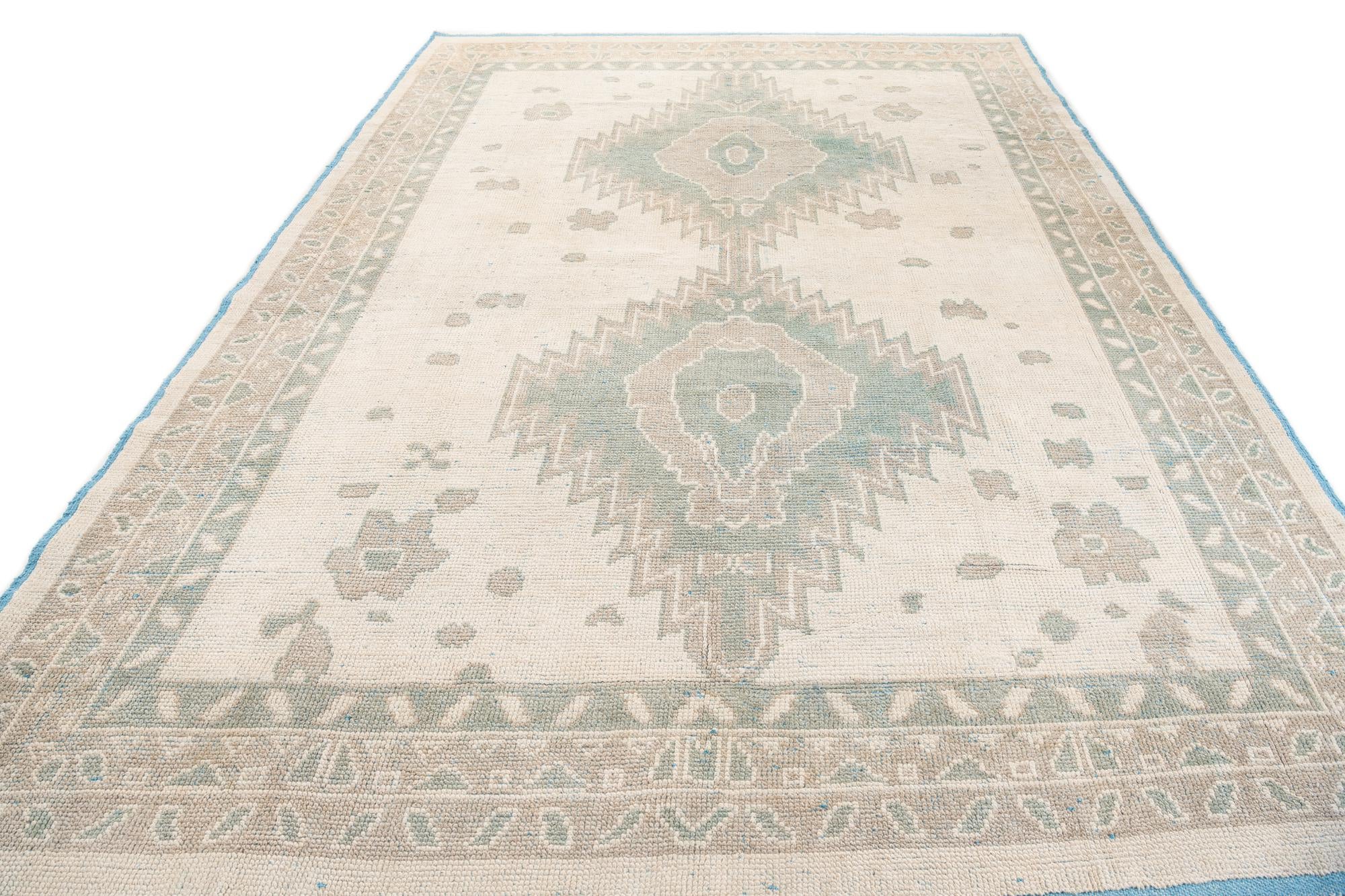 8' 9 x 12' 2 Hand Knotted Oushak Wool Rug