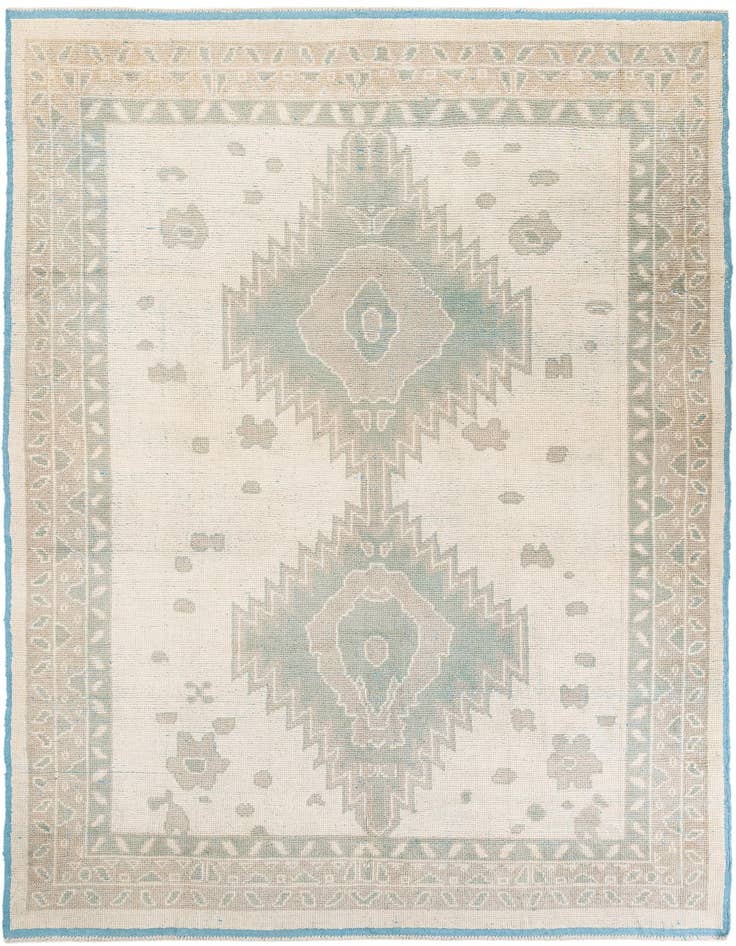 Detail image of 8' 9 x 12' 2 Hand Knotted Oushak Wool Rug