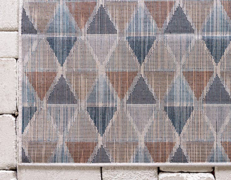 Detail image of 9' x 12' Easy-Clean Oasis Indoor / Outdoor Rug