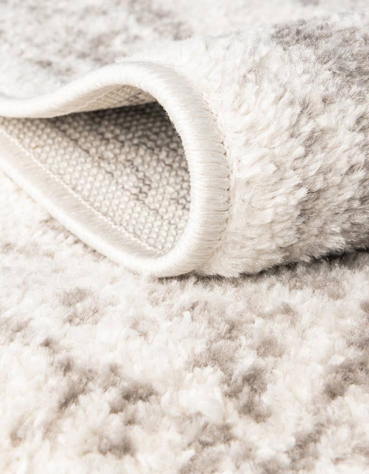 Detail image of 7' 10 x 10' Oxford Rug