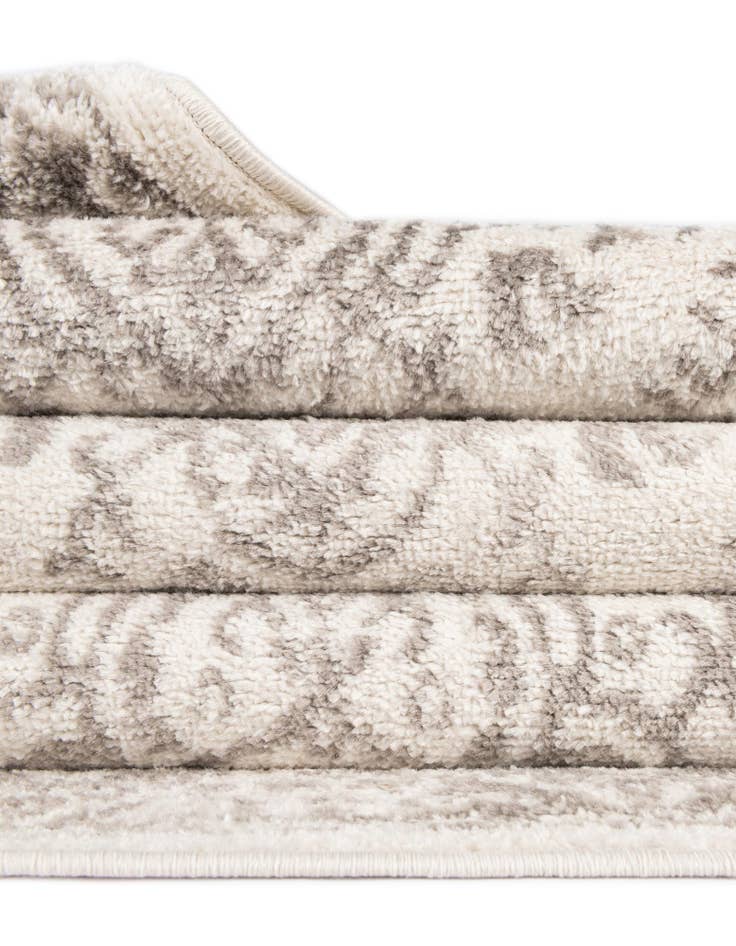 Detail image of 10' x 14' Oxford Rug