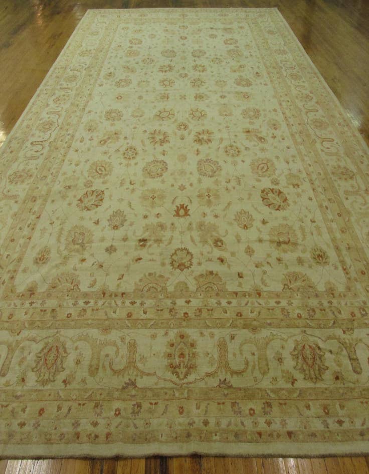 Detail image of 16' 11 x 25' 6  Hand Knotted Peshawar Ziegler Oriental Rug