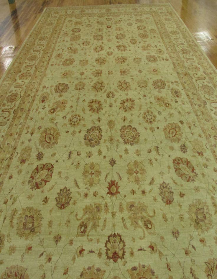 Detail image of 16' 11 x 25' 6  Hand Knotted Peshawar Ziegler Oriental Rug