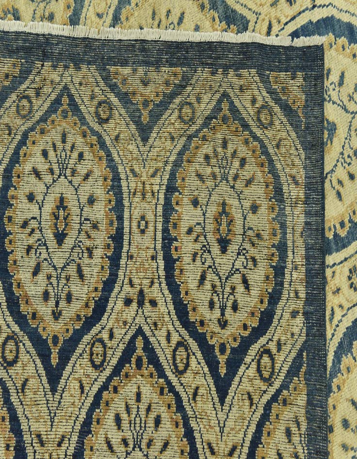 Detail image of 8' 10 x 12'  Hand Knotted Peshawar Ziegler Rug