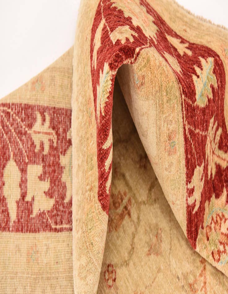 Detail image of 5' 9 x 7' 8  Hand Knotted Peshawar Ziegler Rug