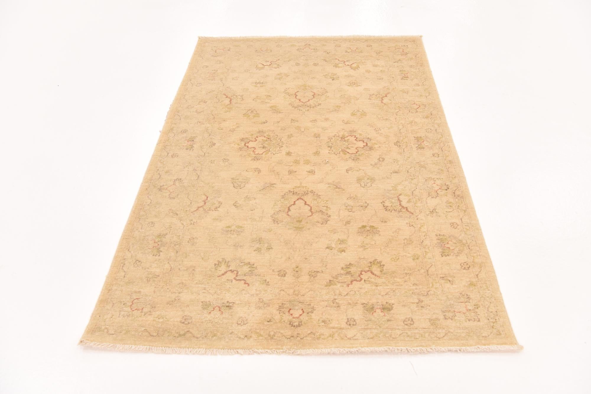 4' x 6' 1 Hand Knotted Peshawar Ziegler Rug