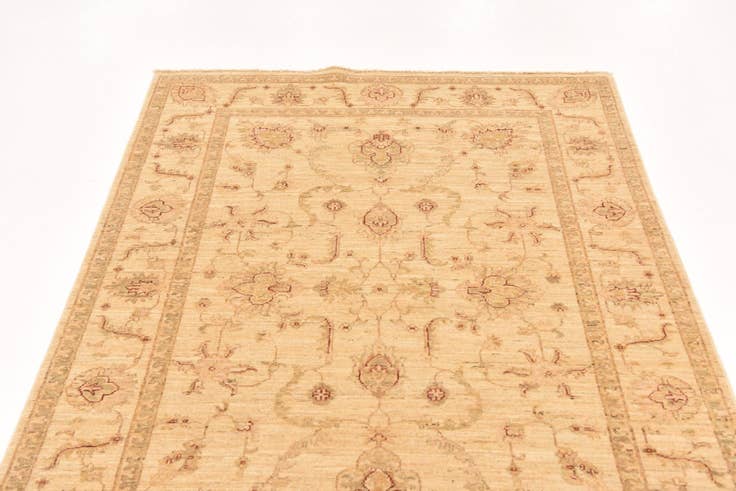 Detail image of 4' x 6' Hand Knotted Peshawar Ziegler Rug
