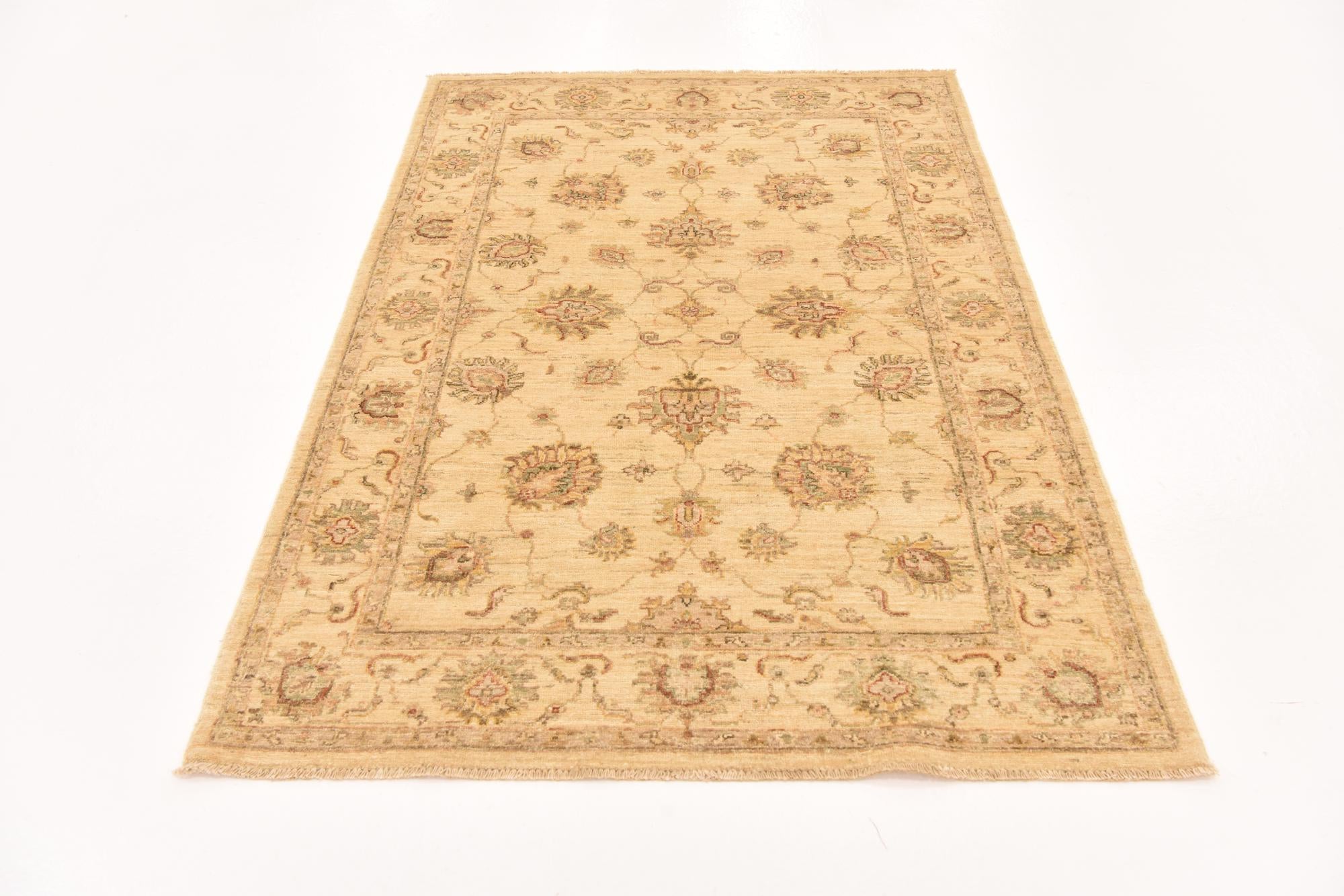 4' 1 x 6' Hand Knotted Peshawar Ziegler Rug