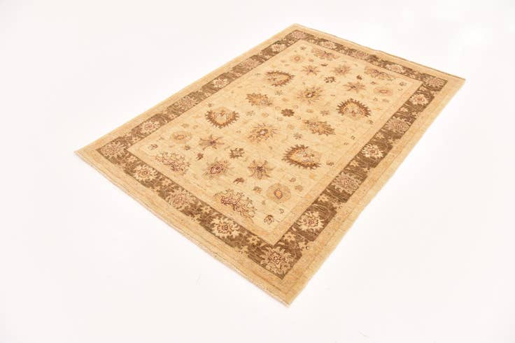 Detail image of 4' x 5' 8 Hand Knotted Peshawar Ziegler Rug
