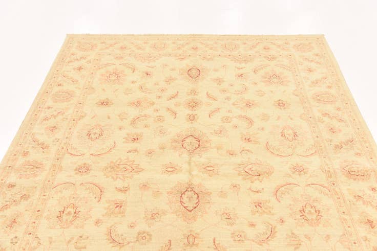 Detail image of 5' 6 x 7' 8 Hand Knotted Peshawar Ziegler Rug