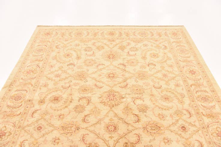 Detail image of 6' 5 x 7' 10 Hand Knotted Peshawar Ziegler Rug