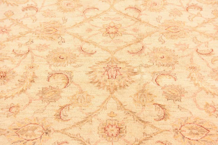 Detail image of 6' 5 x 7' 10 Hand Knotted Peshawar Ziegler Rug