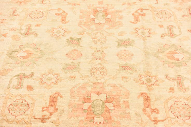 Detail image of 8' 2 x 9' 9 Hand Knotted Peshawar Ziegler Rug